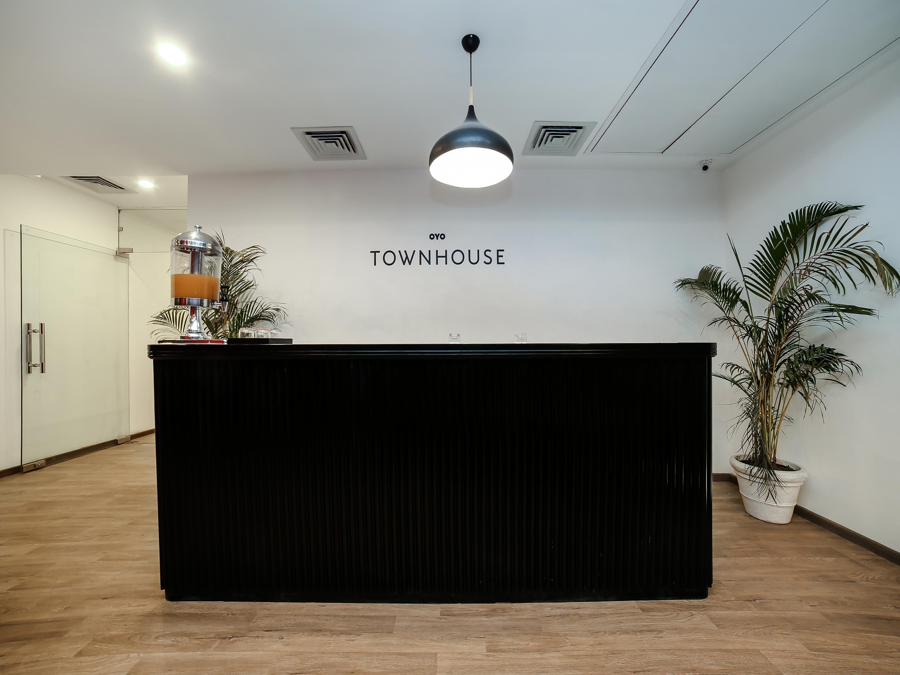 Townhouse Chattarpur Opp. Tivoli Garden Near Chhatarpur Metro Station New Delhi Exterior photo